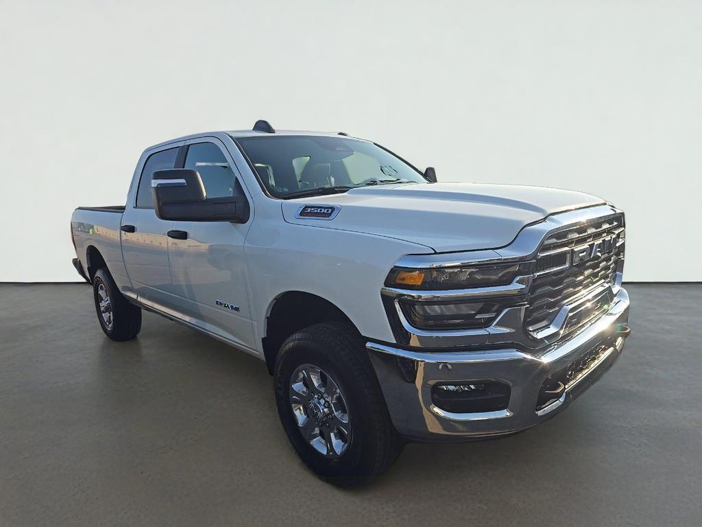 2025 RAM 3500 Lone Star Crew Cab 4x4 6'4' Box