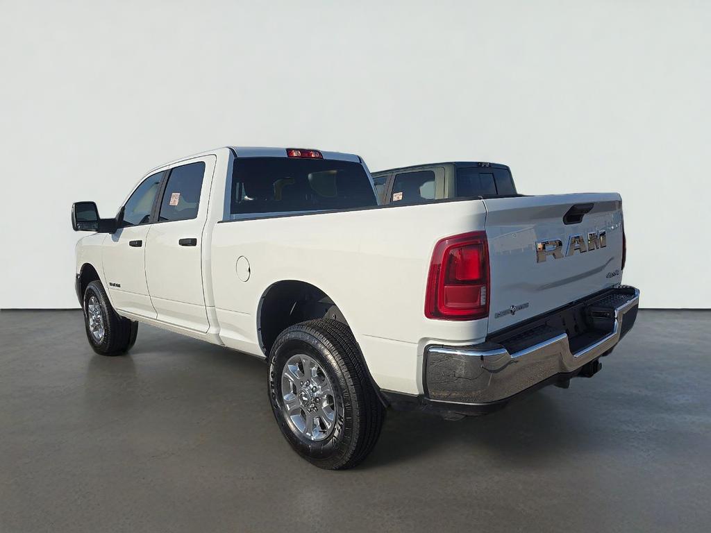 2025 RAM 3500 Lone Star Crew Cab 4x4 6'4' Box