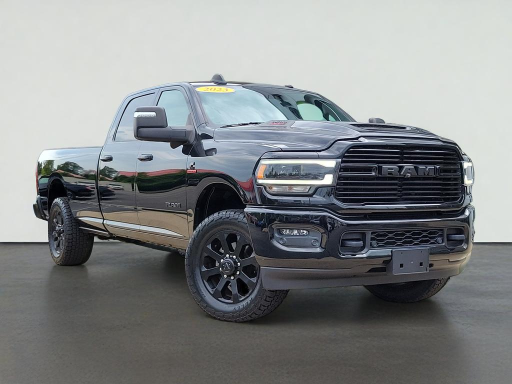 2023 RAM 3500 Laramie Crew Cab 4x4 8' Box