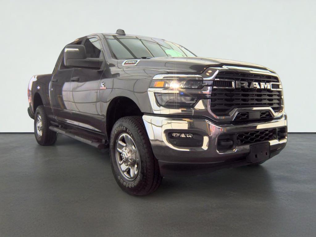 2026 RAM 2500 Tradesman Crew Cab 4x4 6'4' Box