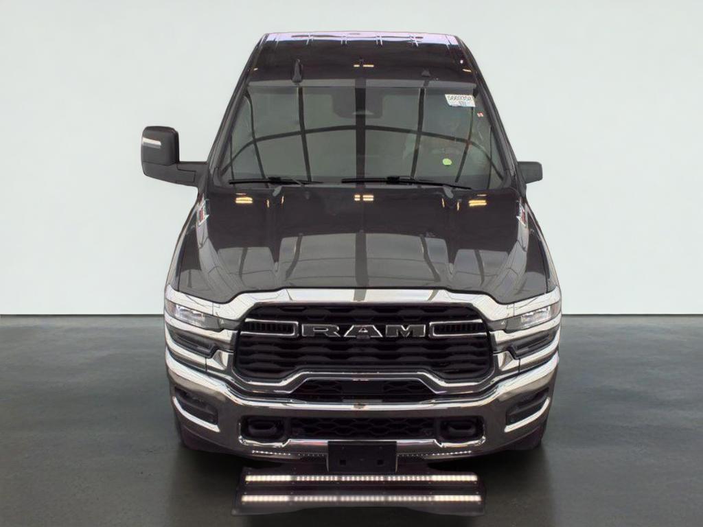 2026 RAM 2500 Tradesman Crew Cab 4x4 6'4' Box