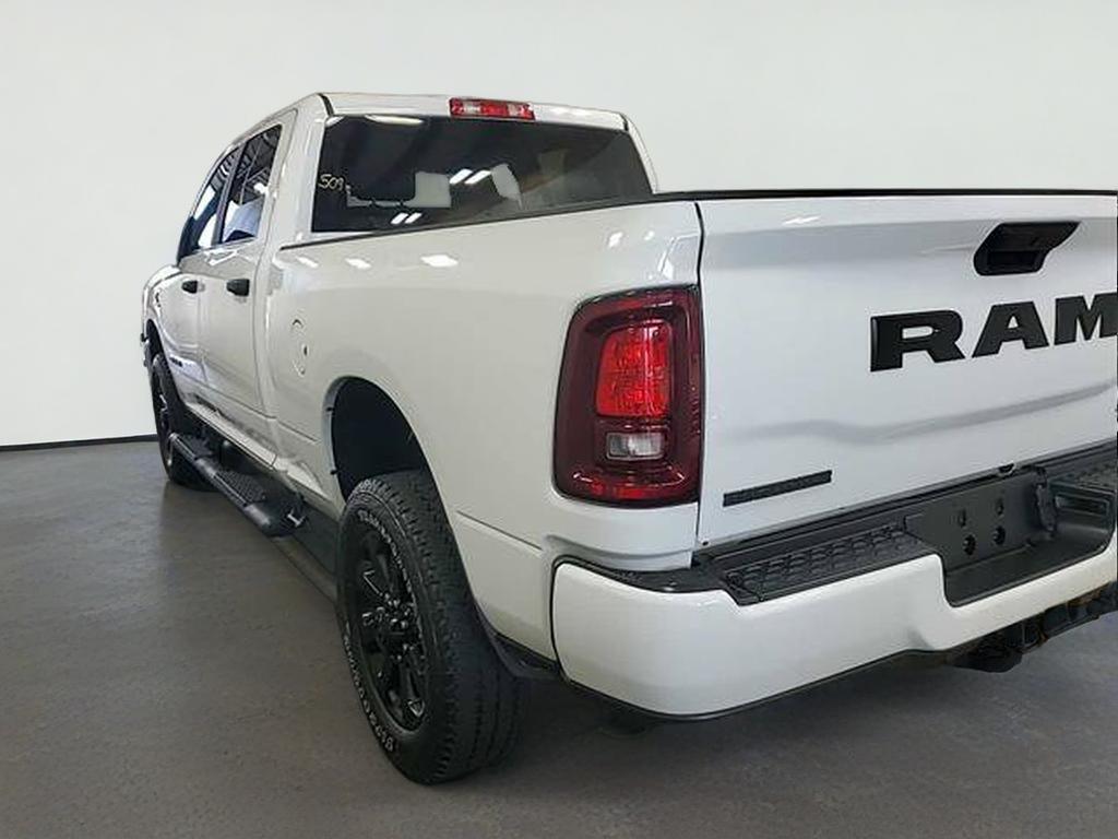 2025 RAM 2500 Big Horn Crew Cab 4x4 6'4' Box