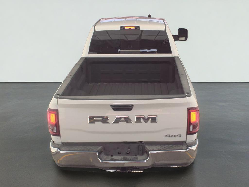 2025 RAM 2500 Tradesman Crew Cab 4x4 8' Box