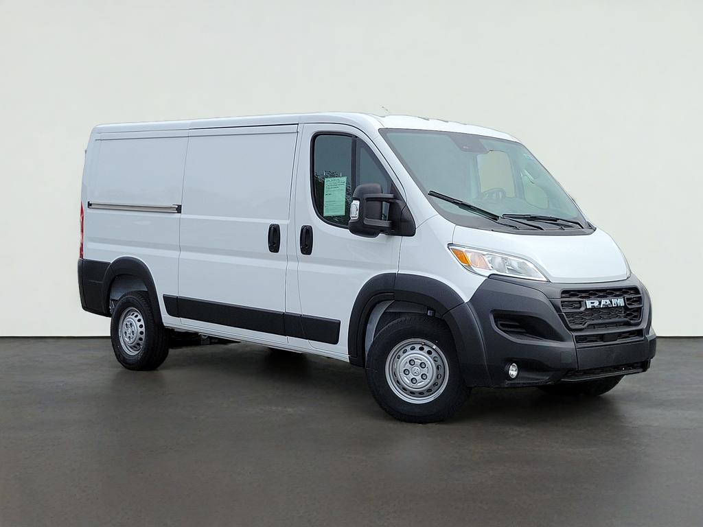 2025 RAM ProMaster 1500 Cargo Van Tradesman Low Roof 136' WB w/Pass Seat
