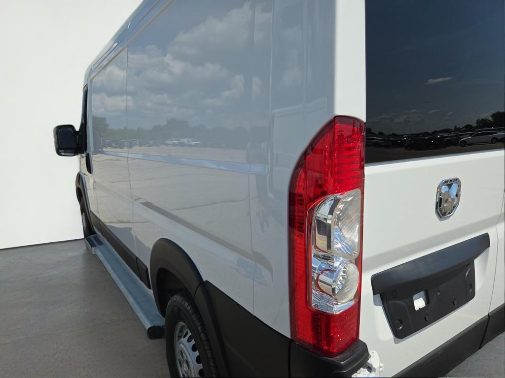 2025 RAM ProMaster 2500 Cargo Van Tradesman Low Roof 136' WB w/Pass Seat