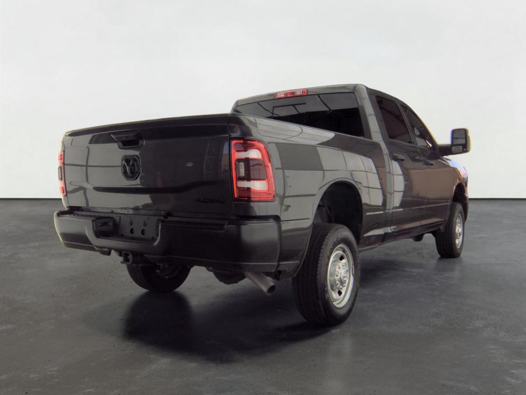 2024 RAM 2500 Tradesman Crew Cab 4x4 6'4' Box