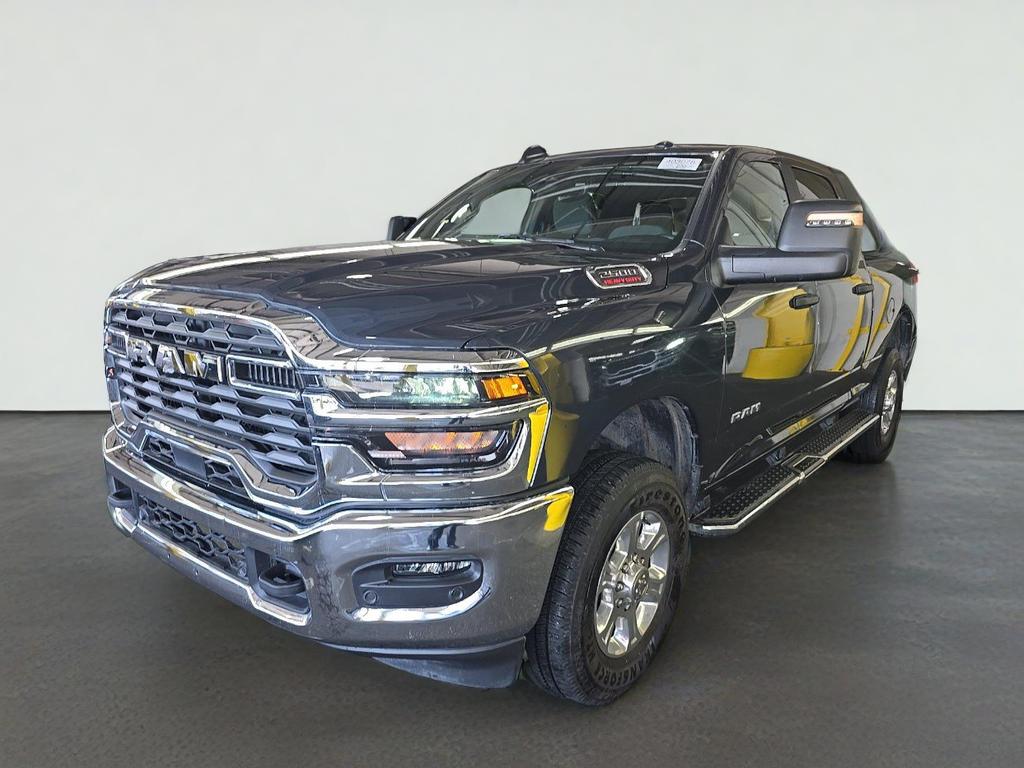 2025 RAM 2500 Big Horn Crew Cab 4x4 6'4' Box
