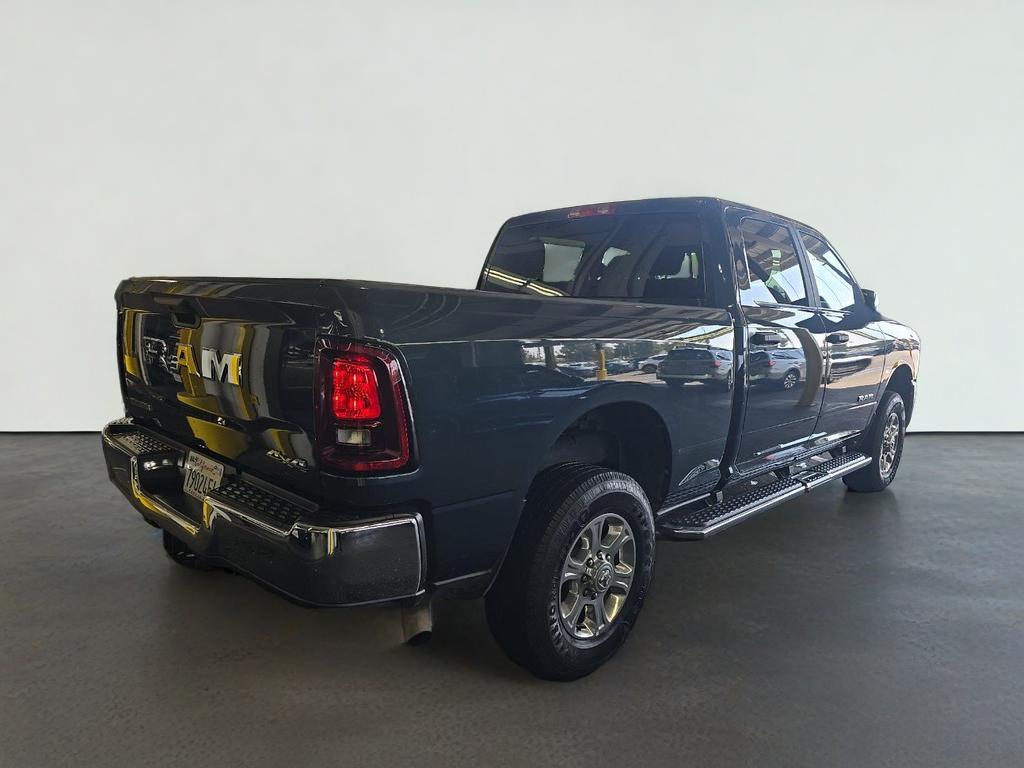 2025 RAM 2500 Big Horn Crew Cab 4x4 6'4' Box