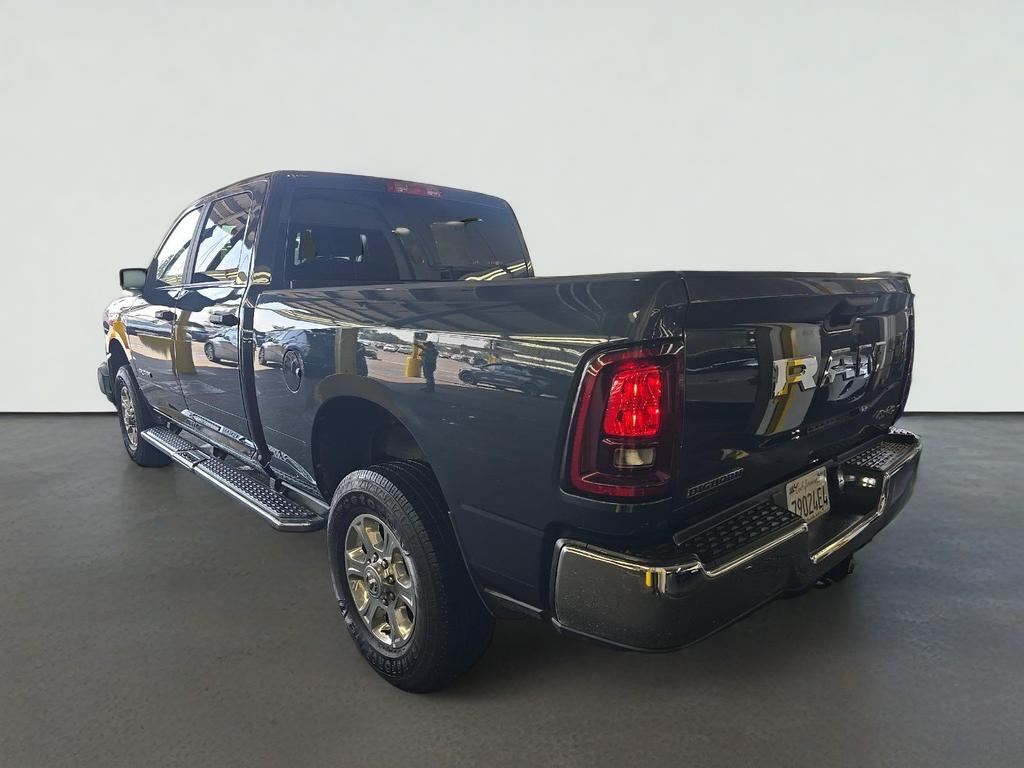 2025 RAM 2500 Big Horn Crew Cab 4x4 6'4' Box