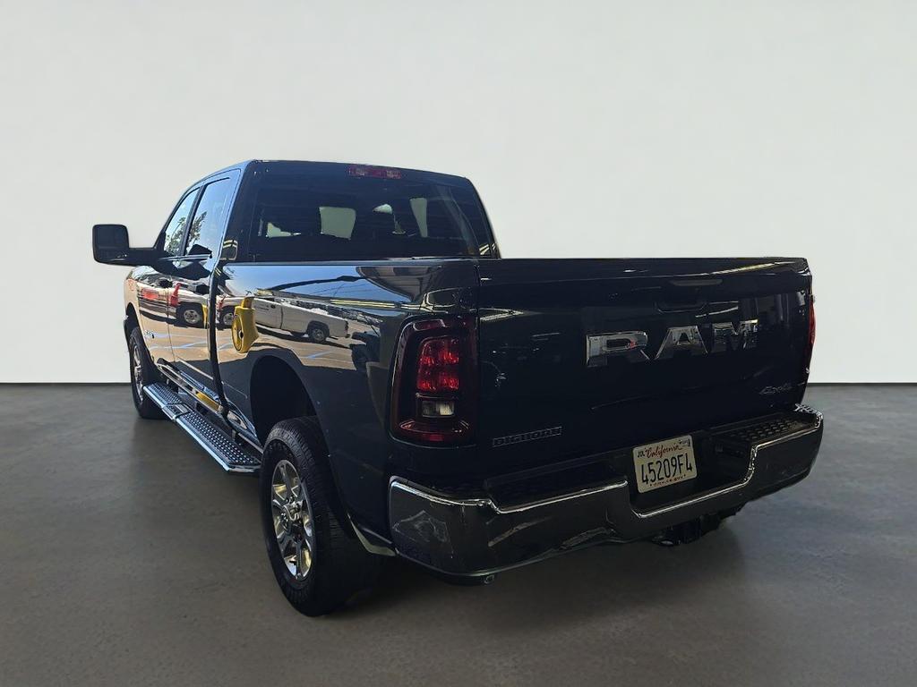 2025 RAM 2500 Big Horn Crew Cab 4x4 6'4' Box