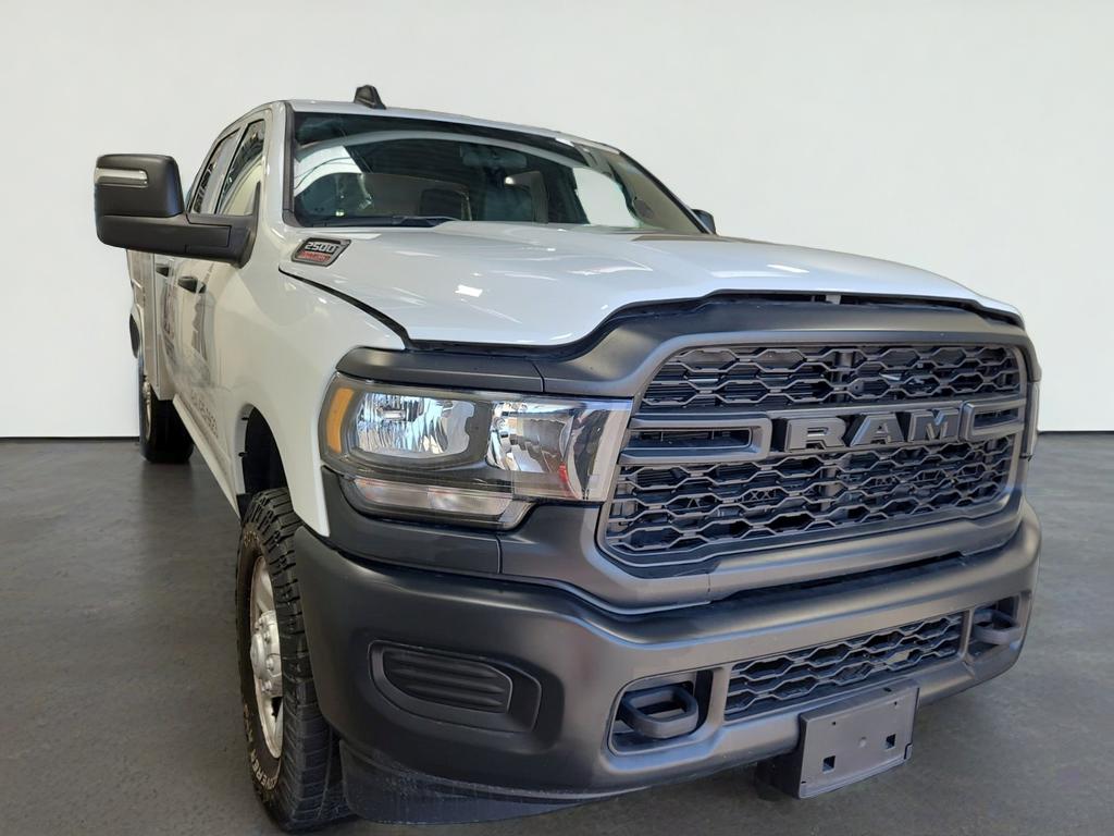 2024 RAM 2500 Tradesman Crew Cab 4x4 8' Box