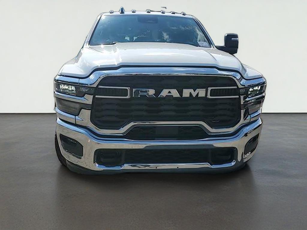 2026 RAM 3500 Chassis Tradesman/Big Horn