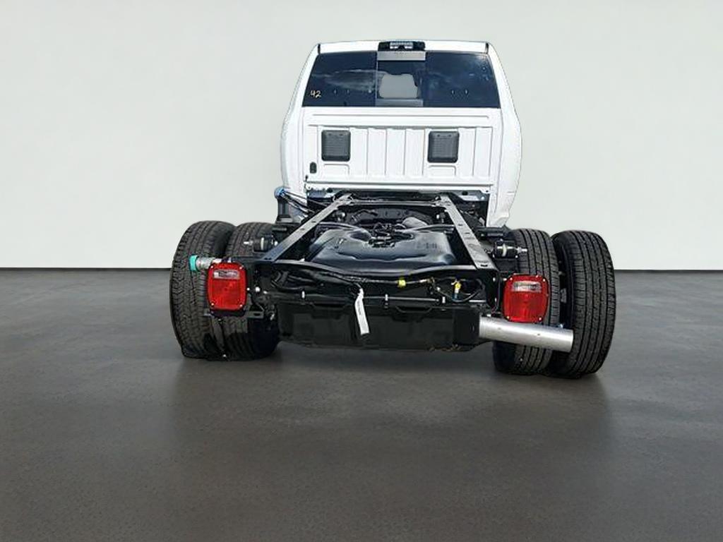 2026 RAM 3500 Chassis Tradesman/Big Horn