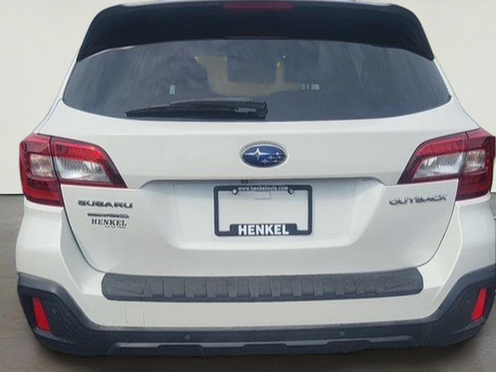 2018 Subaru Outback 2.5i Touring