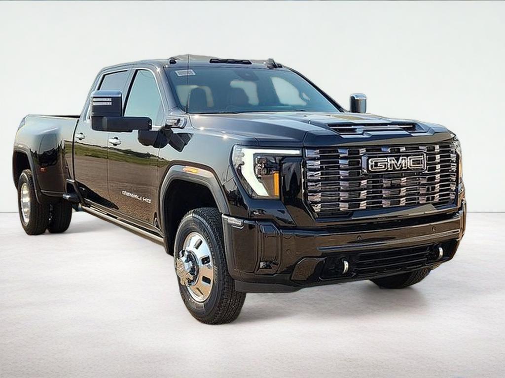 2026 GMC Sierra 3500 HD Denali Ultimate DRW