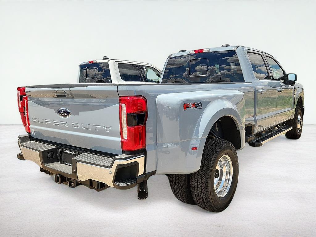2026 Ford F-350SD Lariat DRW