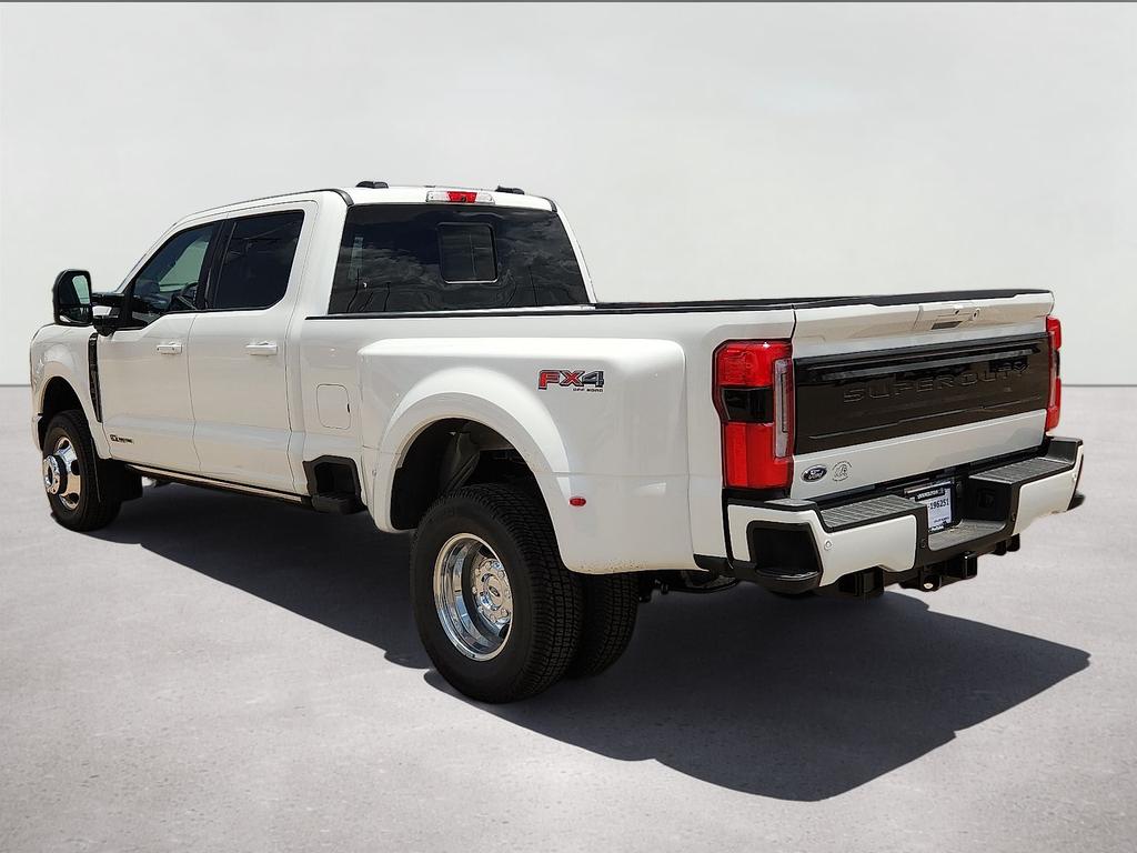 2026 Ford F-350SD Platinum DRW