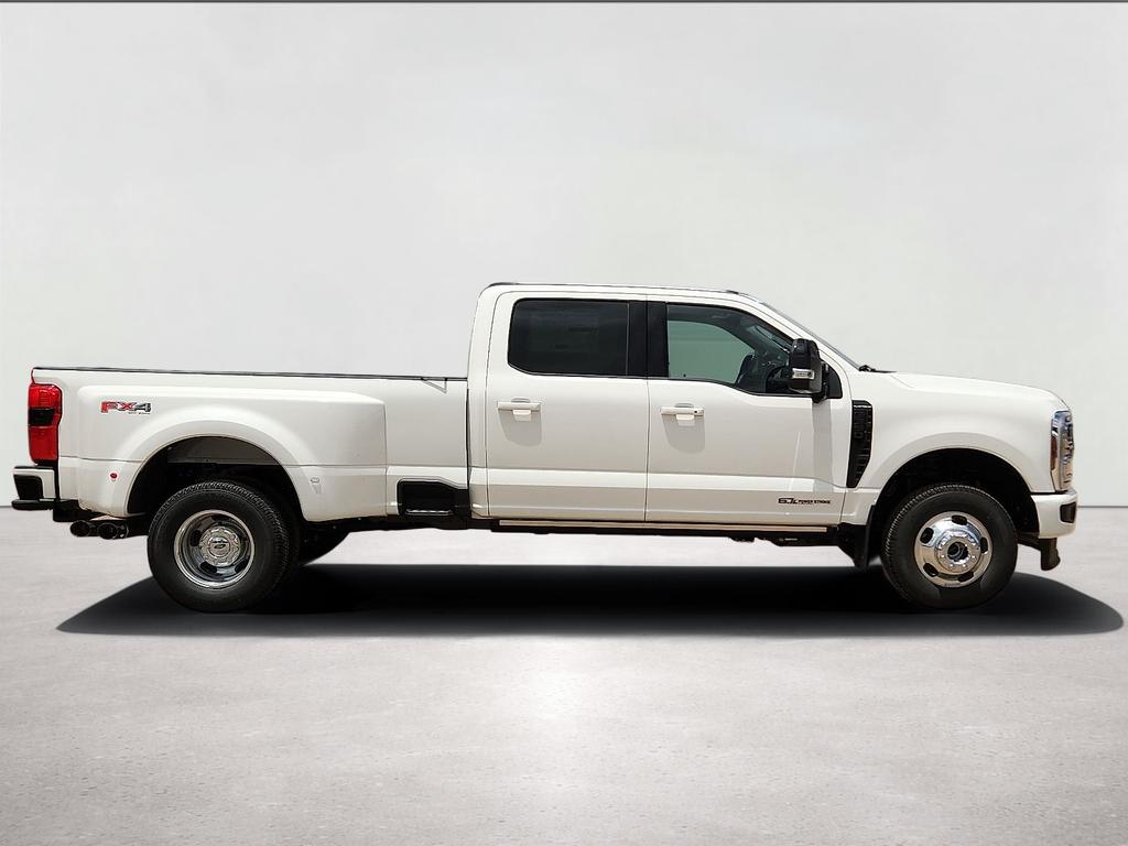 2026 Ford F-350SD Platinum DRW