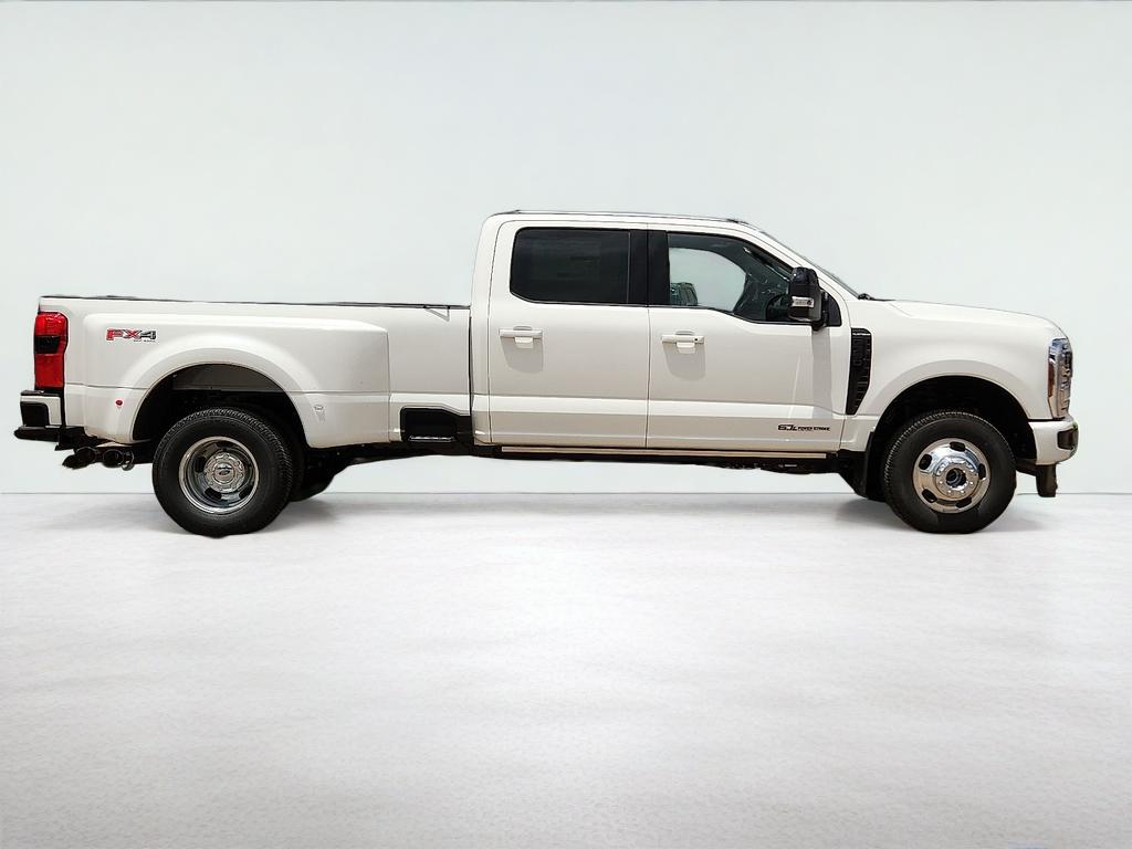 2026 Ford F-350SD Platinum DRW