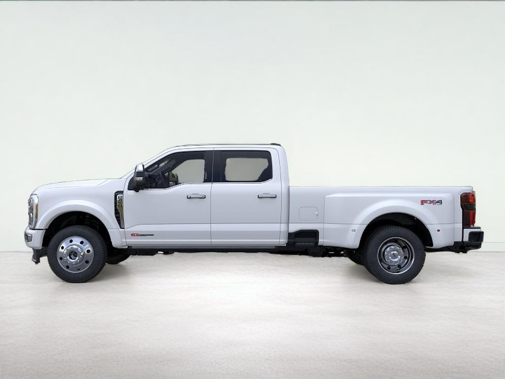 2026 Ford F-450SD Platinum DRW