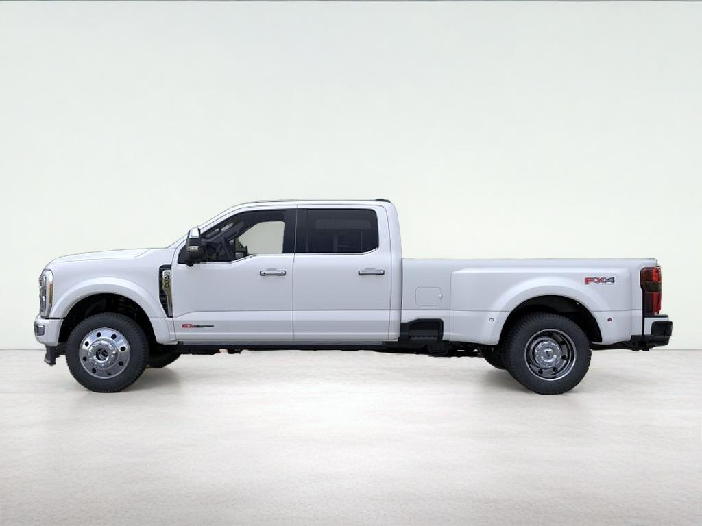 2025 Ford F-450SD Platinum DRW