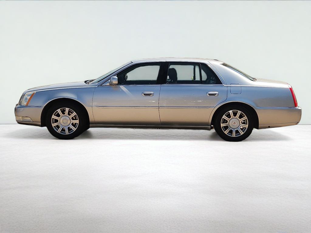 2008 Cadillac DTS Base