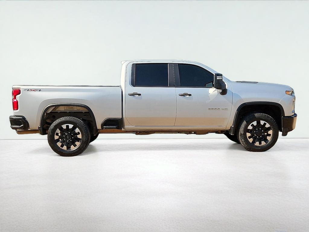 2020 Chevrolet Silverado Custom