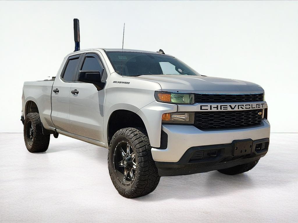 2020 Chevrolet Silverado Custom