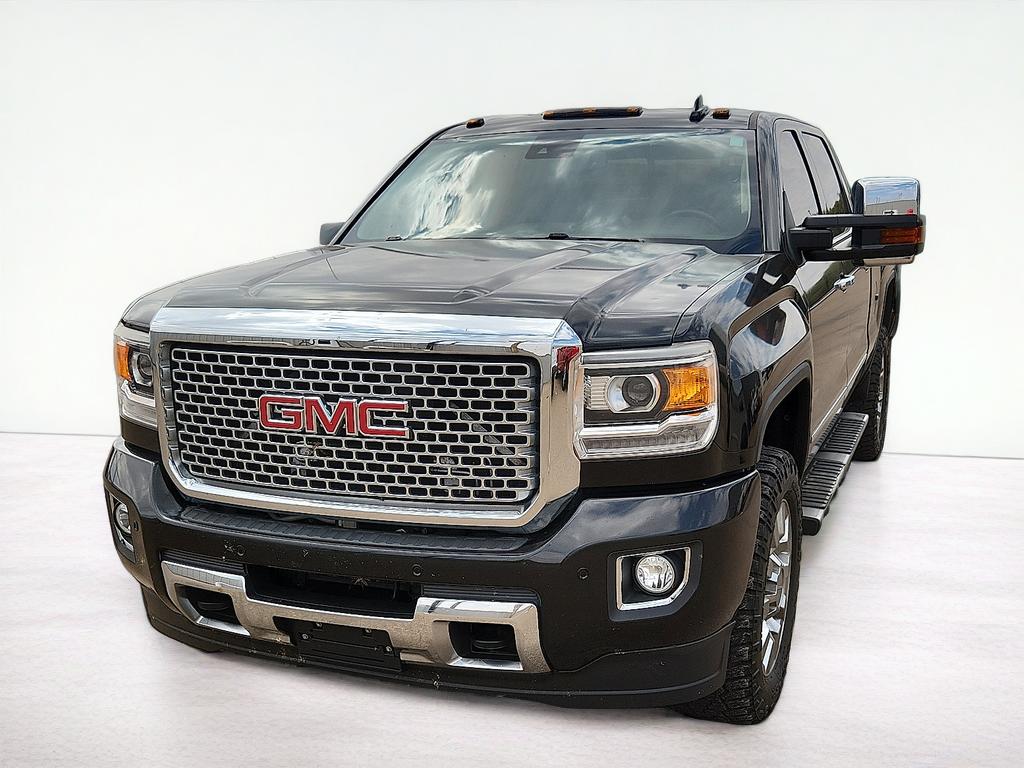 2015 GMC Sierra Denali
