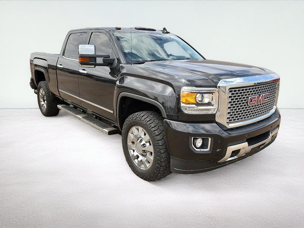 2015 GMC Sierra Denali