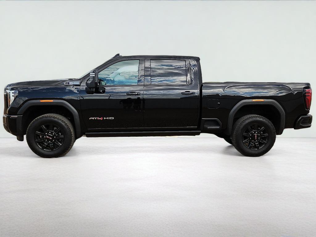 2025 GMC Sierra HD AT4