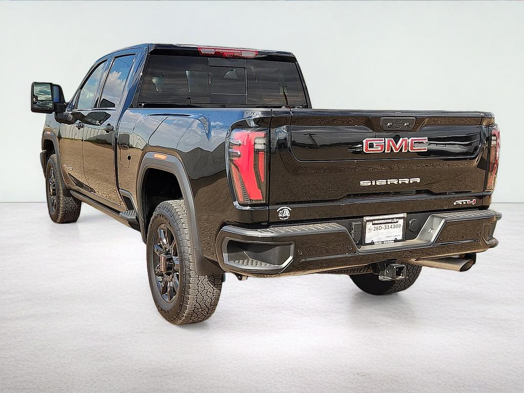 2025 GMC Sierra HD AT4