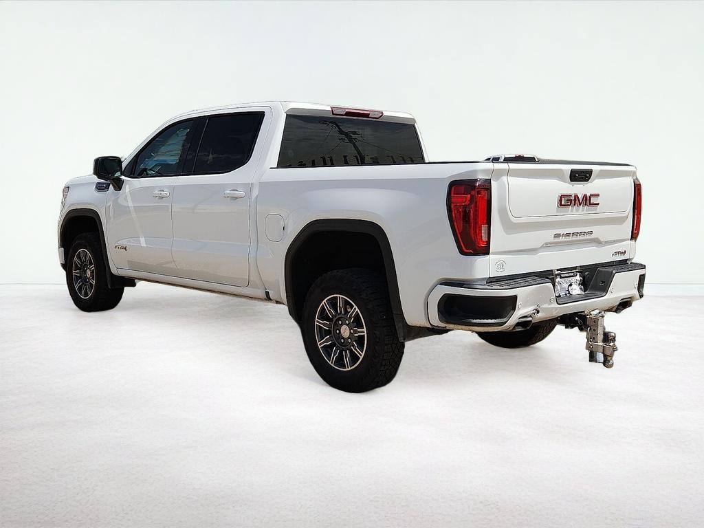2025 GMC Sierra AT4