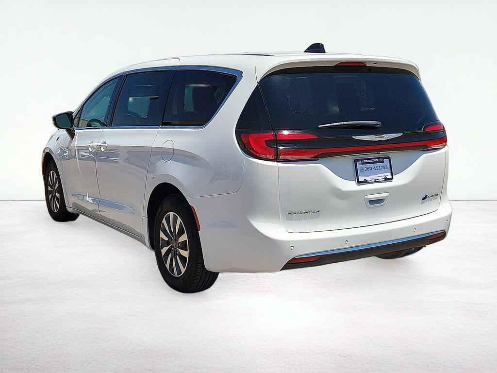 2024 Chrysler Pacifica Select
