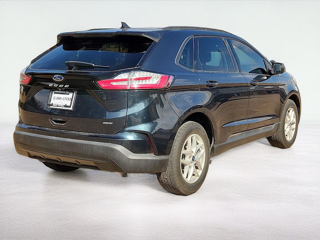 2022 Ford Edge SE