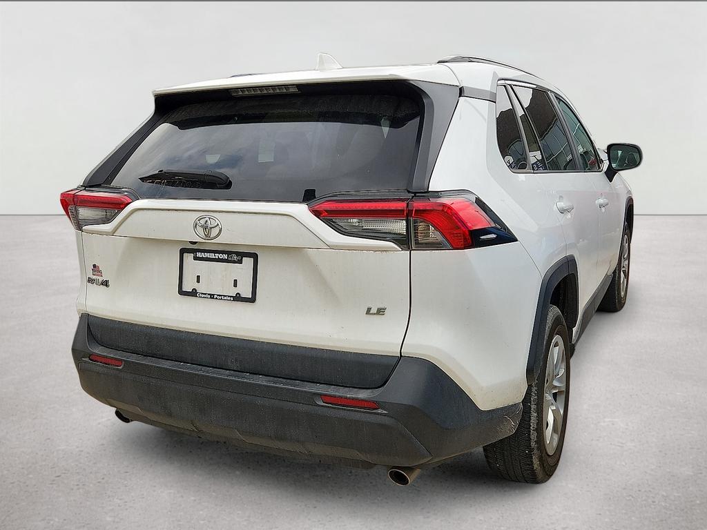 2020 Toyota RAV4 LE