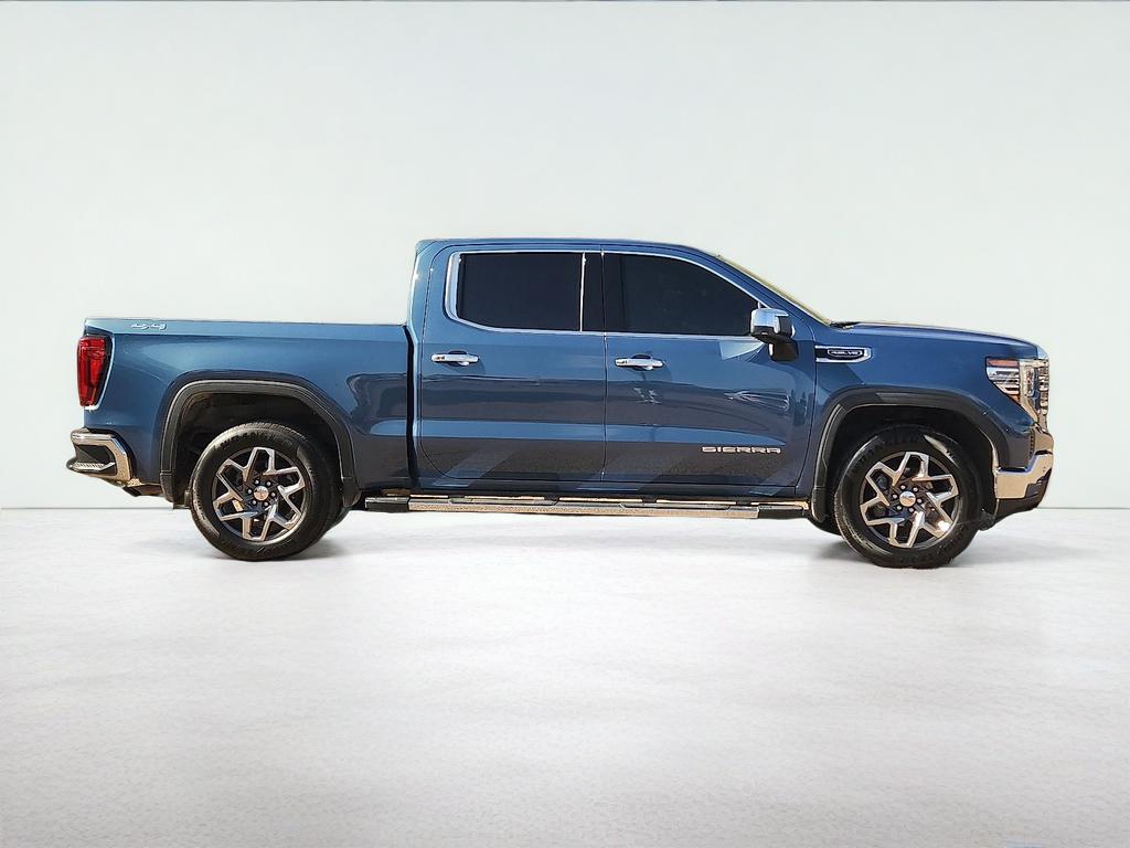 2024 GMC Sierra SLT