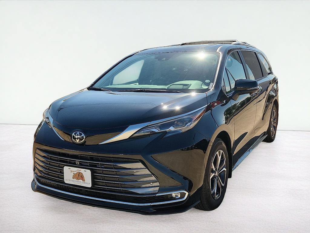 2026 Toyota Sienna Platinum