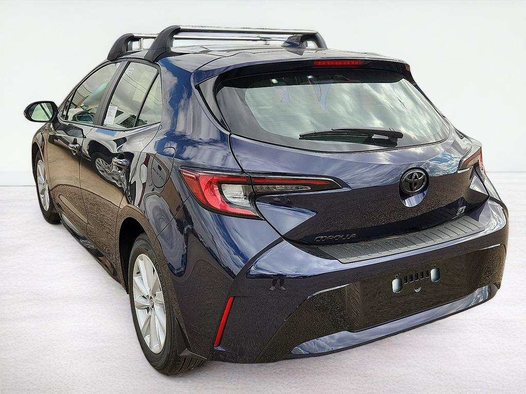 2027 Toyota Corolla Hatchback SE