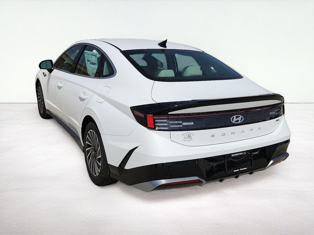 2025 Hyundai SONATA HYBRID SEL