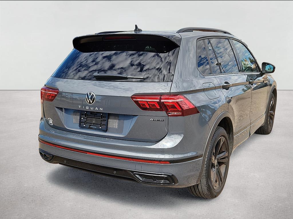 2021 Volkswagen Tiguan Base