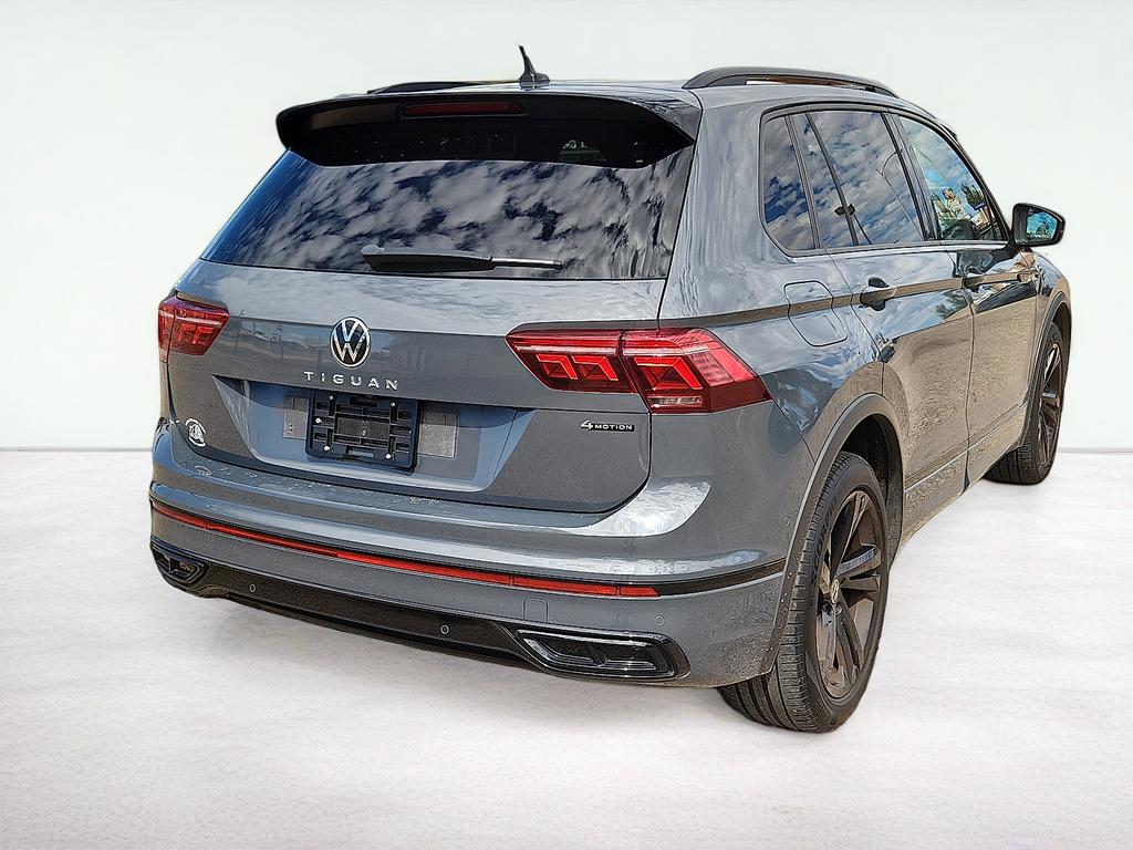 2021 Volkswagen Tiguan Base