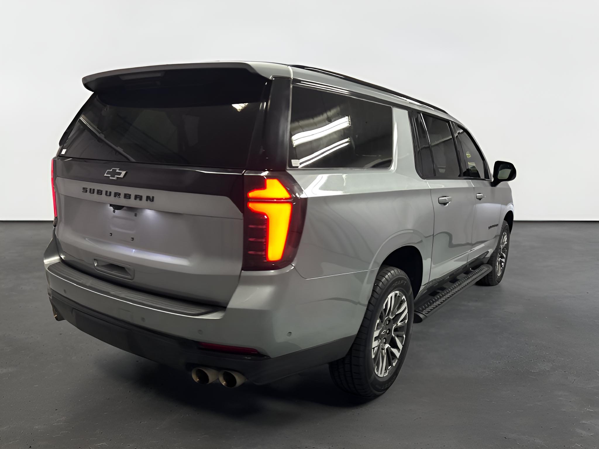 2025 Chevrolet Suburban Z71