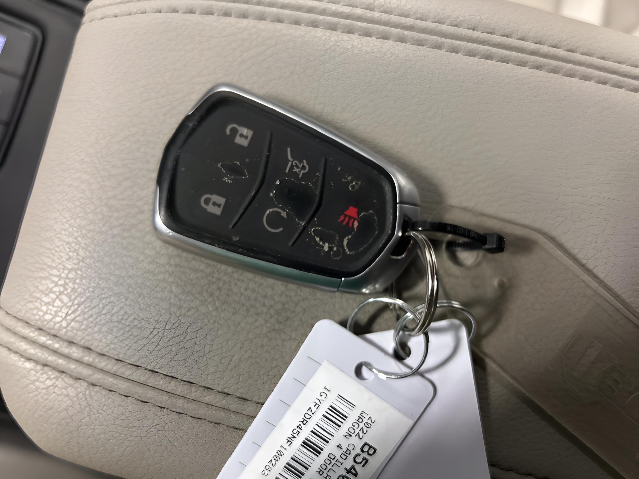 2022 Cadillac XT4 AWD Premium Luxury