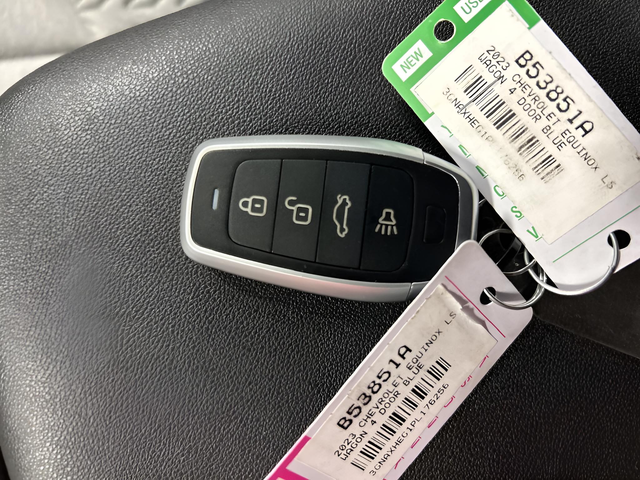 2023 Chevrolet Equinox LS