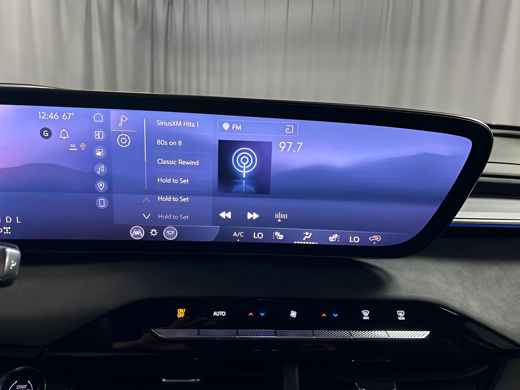 2027 Buick Enclave Sport Touring