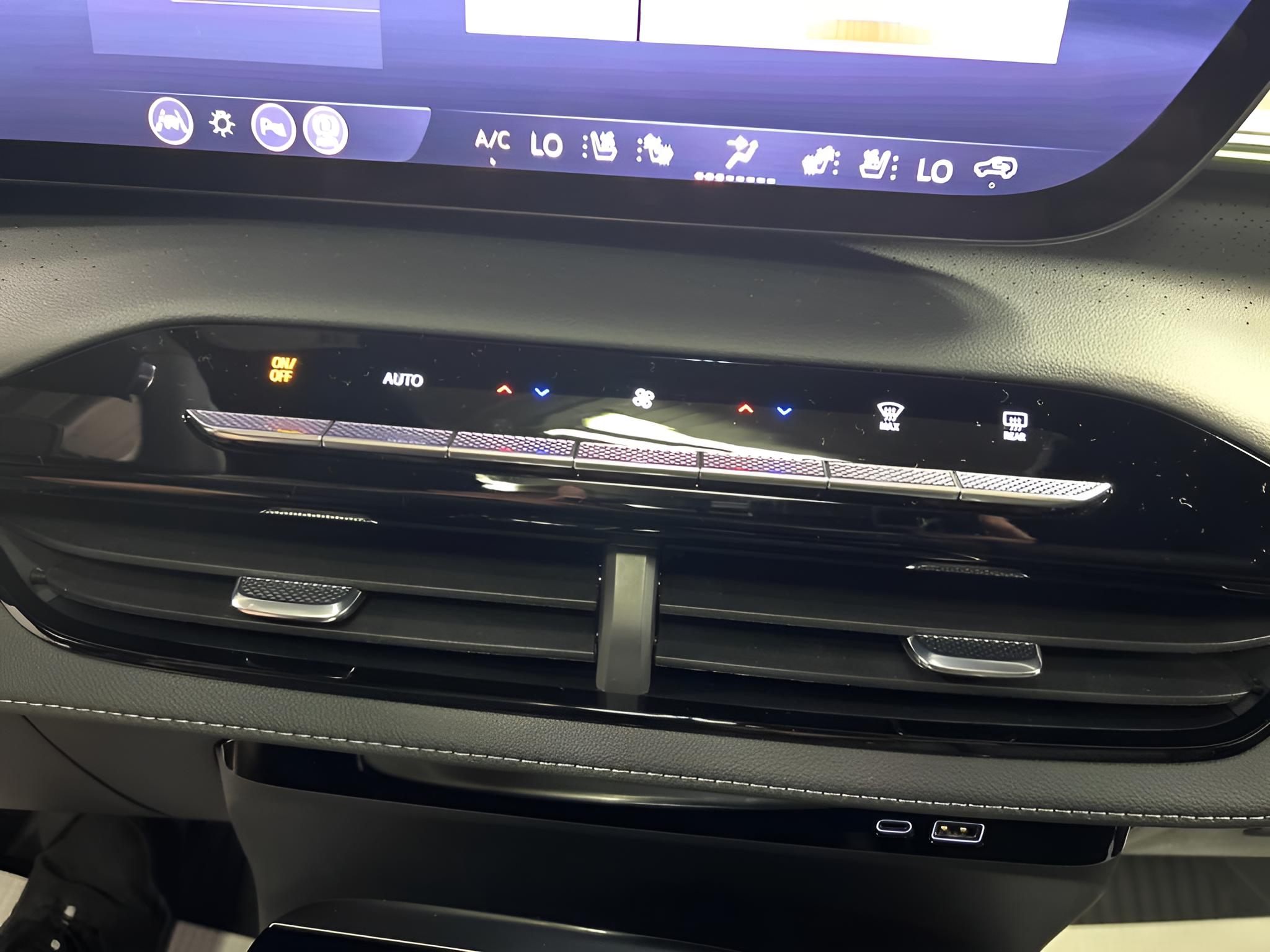 2027 Buick Enclave Avenir