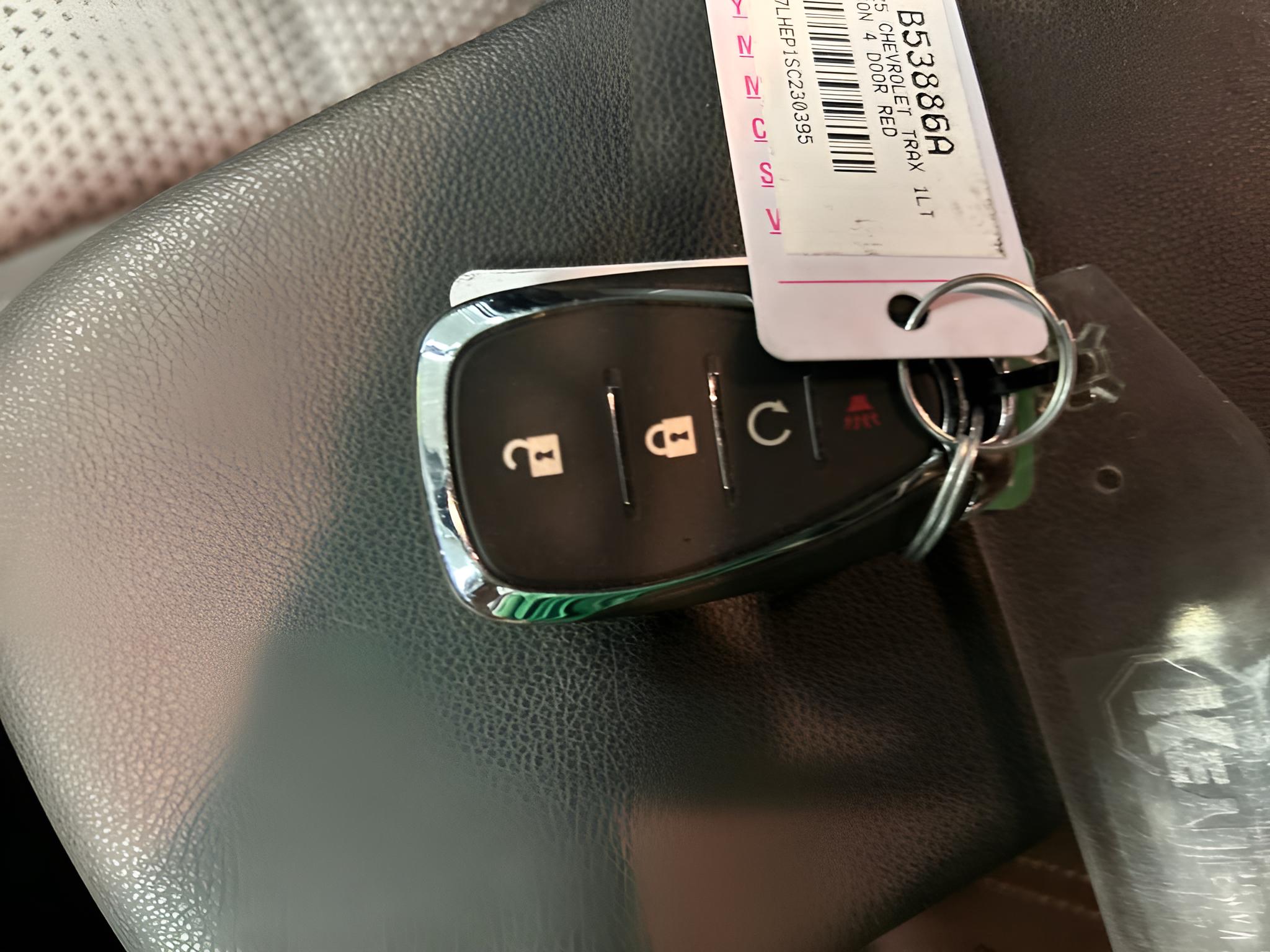 2025 Chevrolet Trax LT