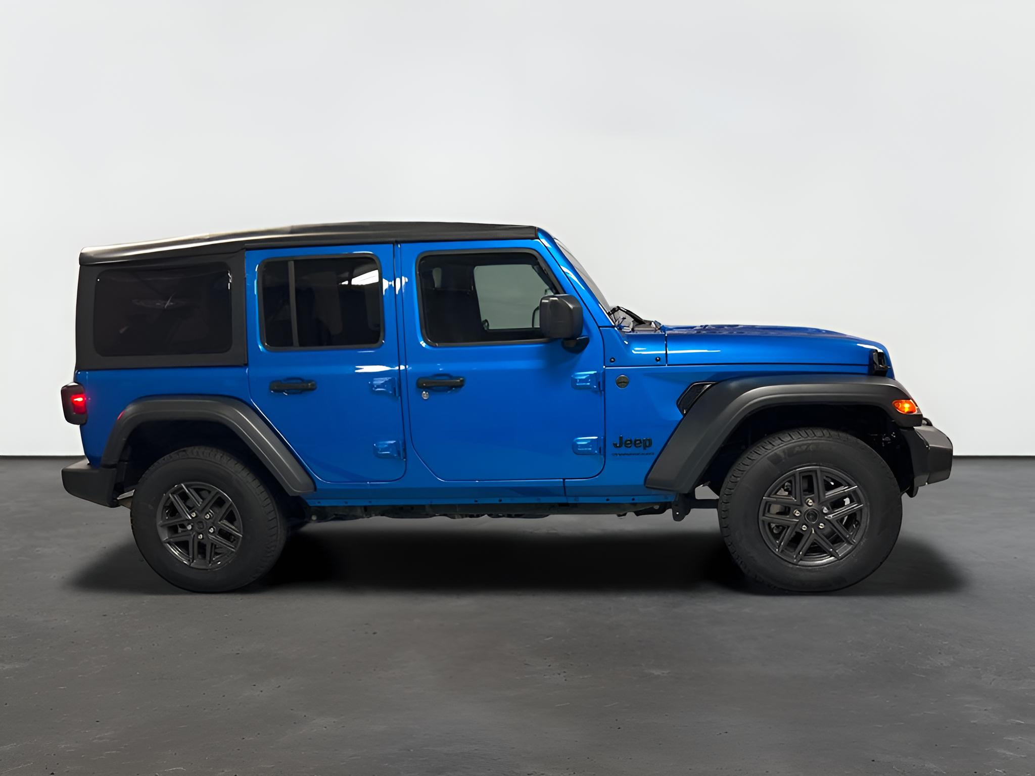 2025 Jeep Wrangler 4-Door Summit 4x4