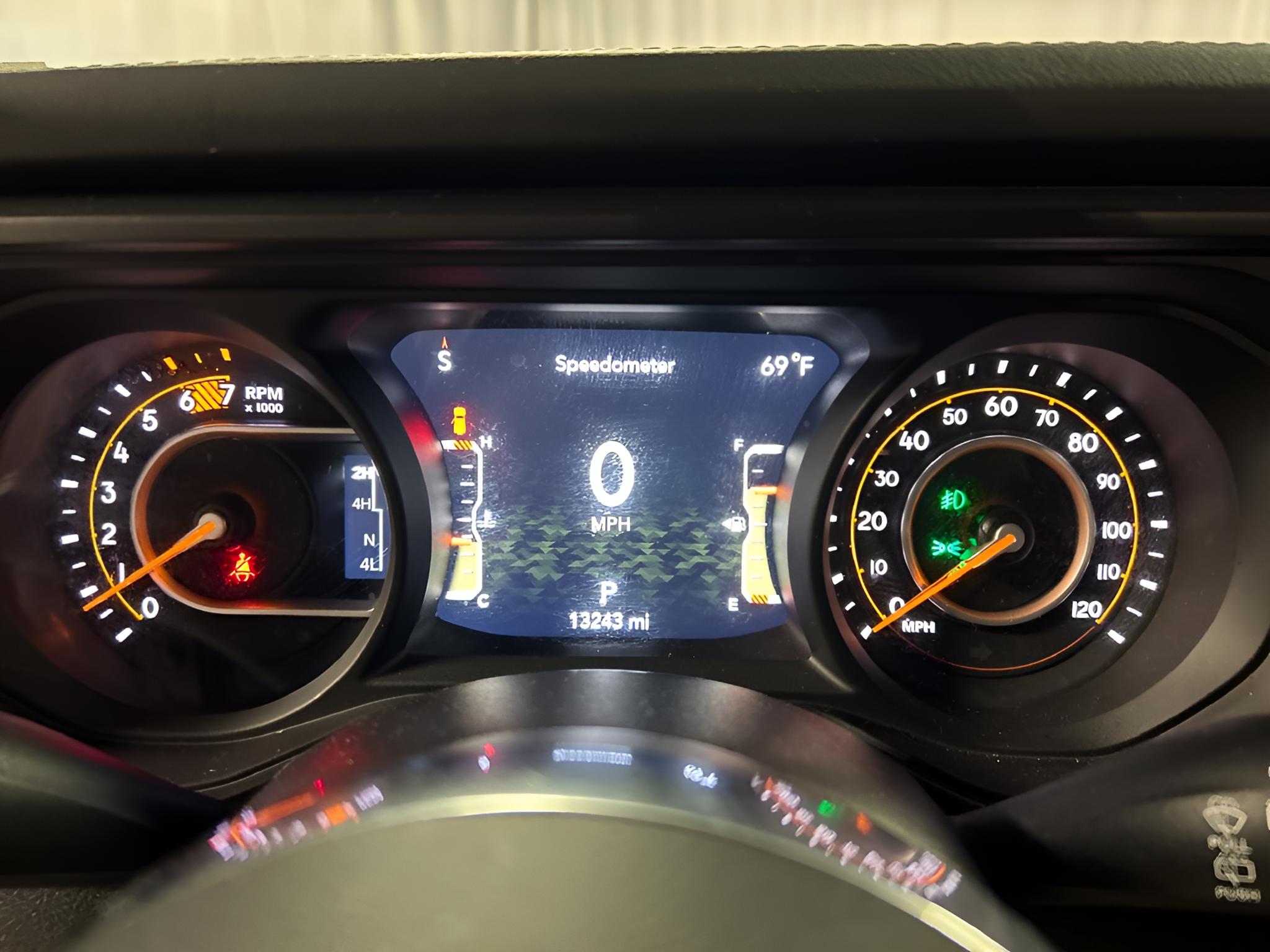 2026 Jeep Wrangler 4-Door Sahara 4x4